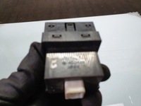 фото thumb №8, Lexus is 200-300 1999 перемикачі підігрів сидінь