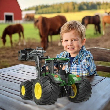 Traktor z turem ciągnik rolniczy na gigantycznych oponach ruchomy PREZENT