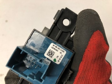 фото thumb №6, Кнопка гальма ручного peugeot 308 ii t9