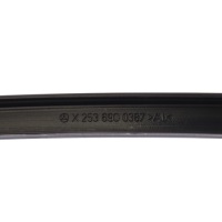 фото thumb №12, Mercedes glc x253 молдинг наружная защита стойка b левый задняя a2536900387