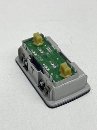 фото thumb №6, Audi q7 4l s-line лампа внутрішня освітлення кабіни чорна