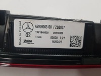 фото thumb №10, Лампа задняя задняя led w крышка накладка mercedes eqe v295 a2959063100