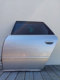 фото thumb №1, Двері ліва задні oaudi a4 b7 sedan