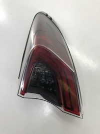 фото thumb №8, Toyota c-hr i 2016 задня сторона права лампа задня