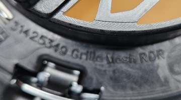 фото thumb №7, Volvo v40 рестайлінг cross country 16-19 решітка решітка радіатора оригінал новий