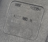 фото thumb №5, Кліпса поперечина задня ii ряд mercedes r-kl w251