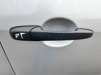 фото thumb №1, Ручка правый задняя mazda 2