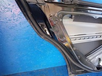 фото thumb №7, Двері лівий задня lift mercedes c w204 sedan 197