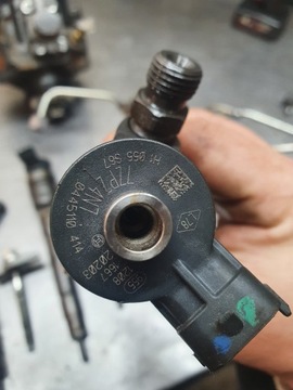 фото thumb №10, Инжектор bosch 0445110414