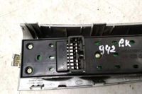 фото thumb №9, Кнопка керування вікон задніх лівих двері kia sportage v nq5