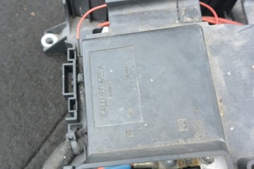 фото thumb №8, Коробка запобіжників корпус audi q7 4l touareg 7l