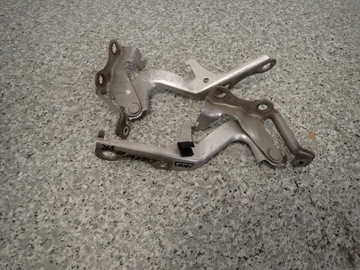 фото thumb №1, Corolla verso 04-08 петля капота лівий lub правий