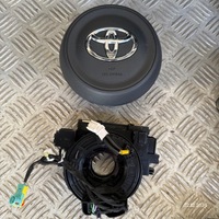 фото thumb №3, Панель комплектная подушка безопасности консоль ремни капот toyota yaris cross 2023 год