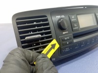 фото thumb №8, Toyota corolla e12 01- радио cd заводской oem 86120-12880