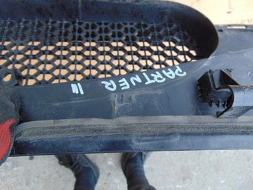 фото thumb №15, Панель под лобовым стеклом пластиковый berlingo partner iii 08- европа 9680568877