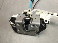 фото thumb №1, Mercedes-benz cls c218 замок левый зад a0997300135