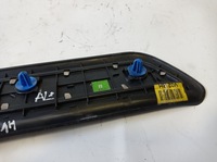 фото thumb №6, Накладка порога праві зад hyundai i40 85888-3z100