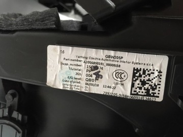 фото thumb №9, Mercedes c w205 купе 2019 панель капот консоль uk