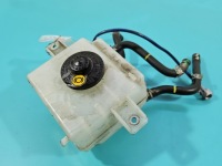 фото thumb №1, Бачок жидкость тормозной toyota auris ii бак