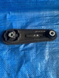 фото thumb №1, Renault scenic clio iii 8200575641 подшипниковый узел двигателя