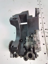 фото thumb №4, M10 насос оливи opel vivaro 2.0d 8200345757