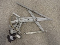 фото thumb №1, Corolla verso 04- підйомник скло задній правий