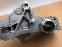 Основание кронштейн насоса охлаждение 11518094658 термостата bmw m3 m4 x2 x3 x4 с Разборки, фото thumb