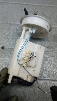 фото thumb №2, Поплавок топлива seat toledo 1.9tdi 02r sedan