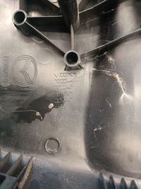 фото thumb №8, Mazda cx-3 cx3 панель нижній сидіння перед праві