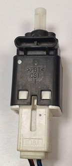 фото thumb №2, Датчик замикання капот mazda rx-8