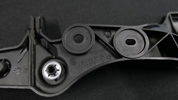 фото thumb №11, Bmw f39 f40 f44 f45 f48 ручка важіль відкривання капота 7309606 7326517