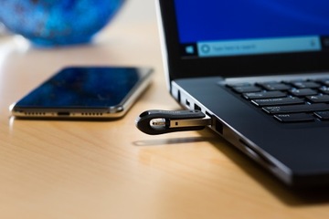Флэш-накопитель SanDisk iXpand USB 3.0 Go 256 ГБ для iPhone