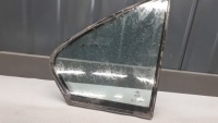 фото thumb №1, Скло правий задня bmw e34