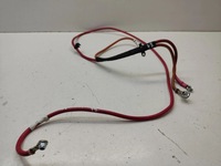 фото thumb №1, Mercedes-benz ml w164 2010 клемма плюсовая