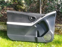 фото thumb №4, Toyota yaris ii 3d lift обивка обшивки