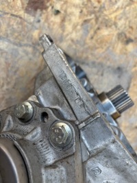 Dacia duster 2 редуктор коробки передач 331175457r 1.5 331037110r оригінал Київ, фото thumb