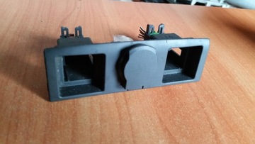 фото thumb №1, Панель гніздо підігріваємих сидінь зад opel vectra c signum