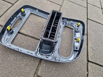 фото thumb №13, Clio iv рестайлінг рамка радіо панель середній блиск 682605325r 16-2020