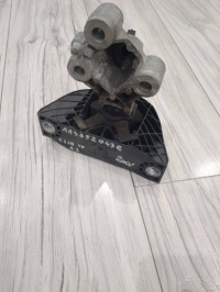 фото thumb №1, Кронштейн двигателя подушка clio iv 1.2 113752043r