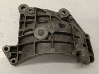 Купить Кронштейн основание генератора mercedes w163 4.0 cdi a6281550235, фото thumb