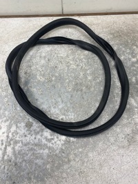 фото thumb №2, Ford ka + plus прокладка двері правий задня