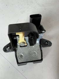 фото thumb №12, Hyundai i30 iii kombi hb 17-20 замок кришки багажника 81230-g3000