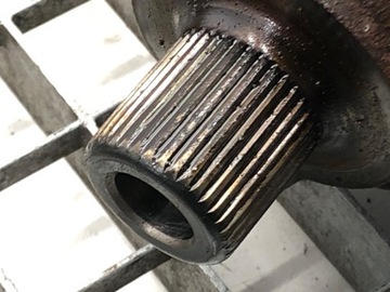 фото thumb №4, Полуось зад правая audi a8 d3 02-10 s8 quattro