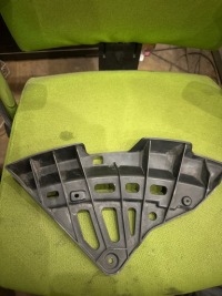 Купити Напрямна лампи правий перед citroen c4 picasso 164726-00, фото thumb