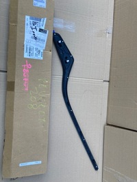 фото thumb №7, Peugeot 208 молдинг скло ліва org.