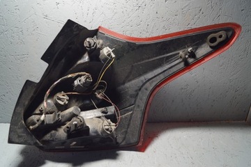 фото thumb №10, Лампа лівий зад ford focus mk3 hb