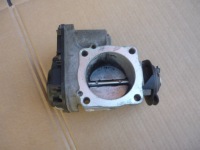 фото thumb №10, Дроссельная заслонка 1.8 t agu 150km audi a3 8l golf iv leon i 06a133063g исправна