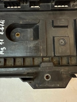 фото thumb №9, Основание акумулятора volkswagen golf passat audi a3 8p