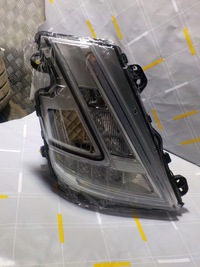 фото thumb №1, Volvo fh5 лампа правый перед 23752678