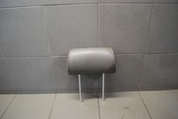 фото thumb №1, Подголовник перед тёмный серый audi a8 d2